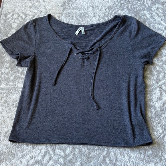 Mudd Tops - MUDD Lace up super soft charcoal crop top